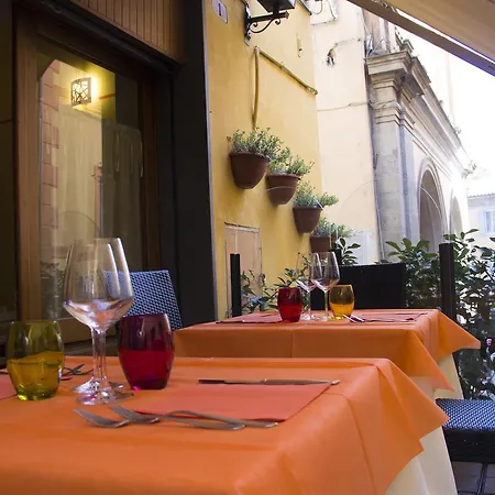 Il Borgo Ristorante Pizzeria Maison d'hôtes Acquapendente